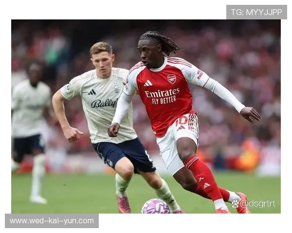 曼联准备在转会名单上加入德布劳内式的中场发动机